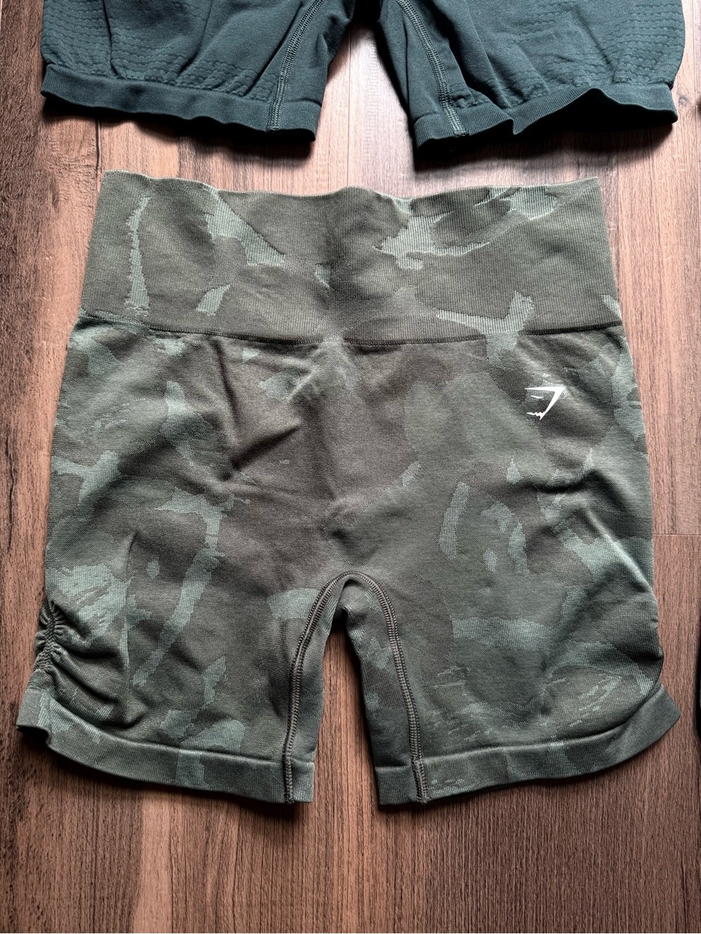 LOT OF 4 Gymshark Seamless Shorts - Picture 5 of 6